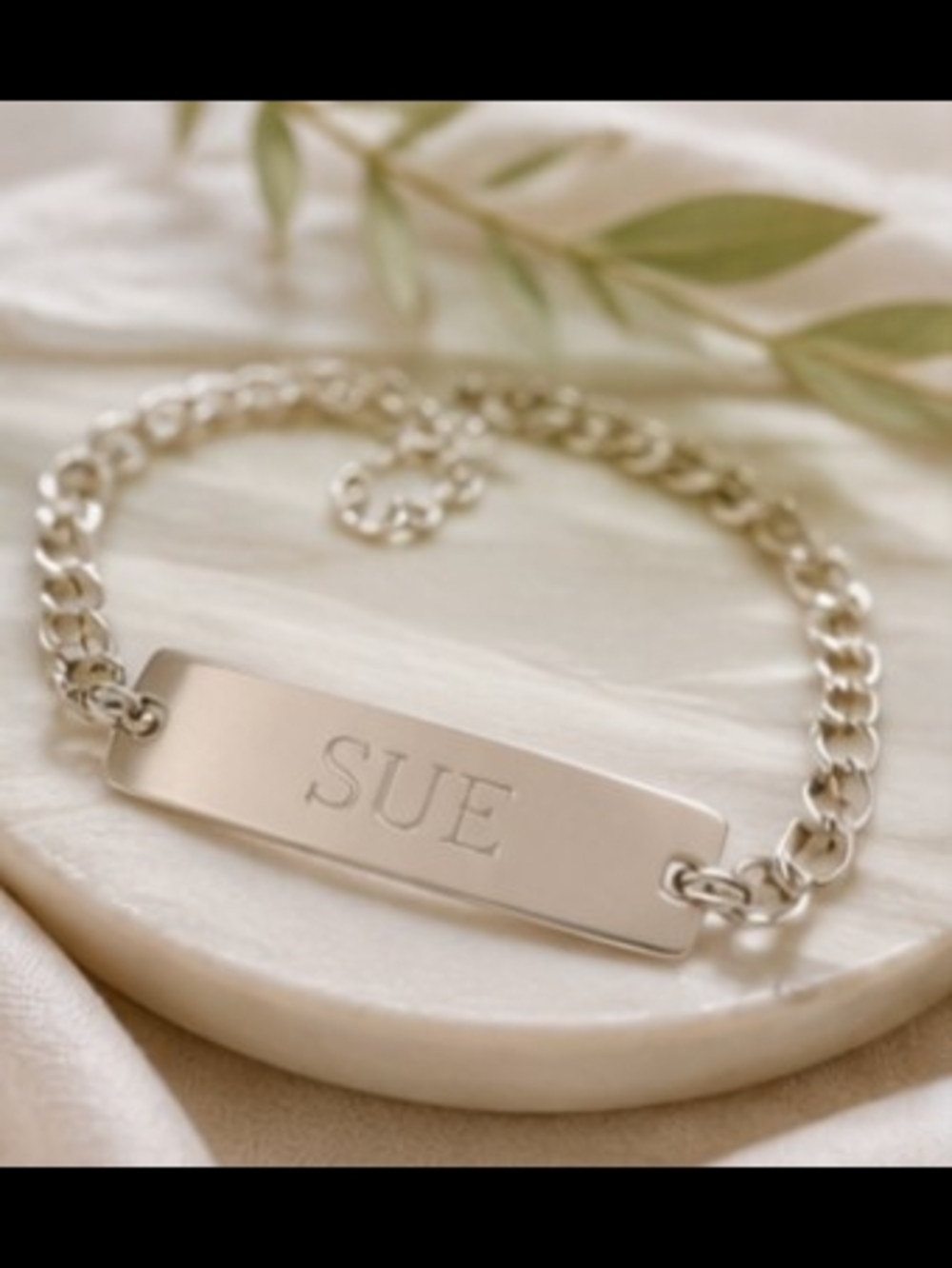 Personalized Silver Name Plate Bracelet - SUE Engraving